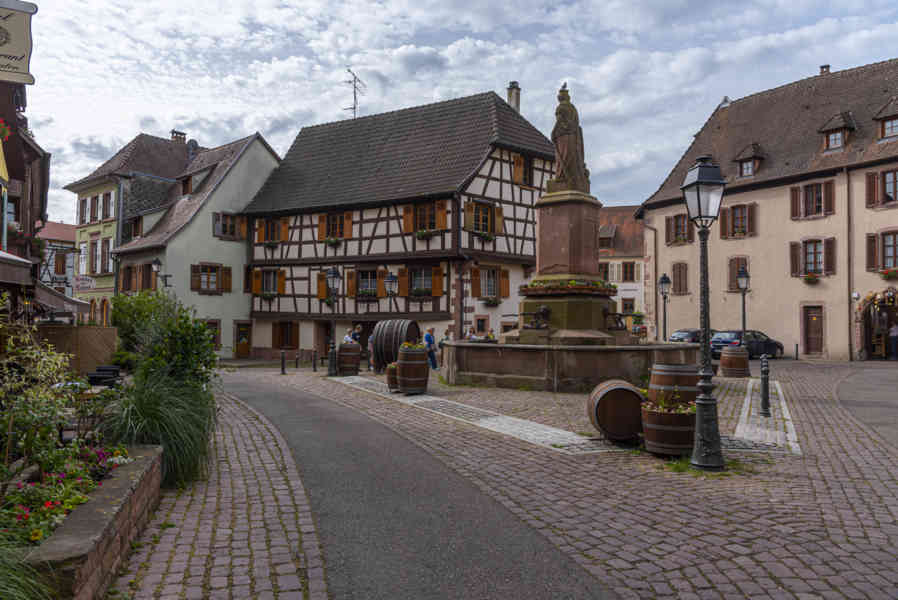 Francia - Alsacia 284 - Ribeauvillé.jpg